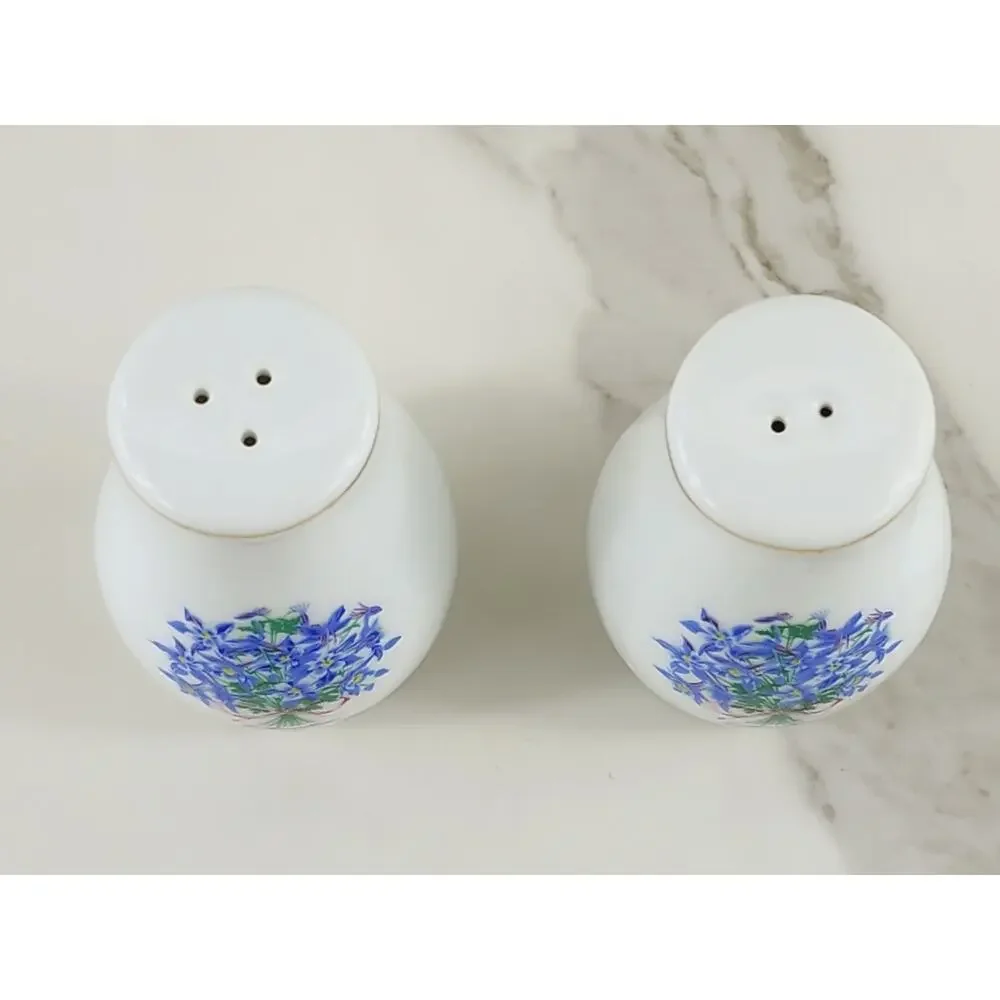 Columbine Flower Lavender Salt & Pepper Shakers 3